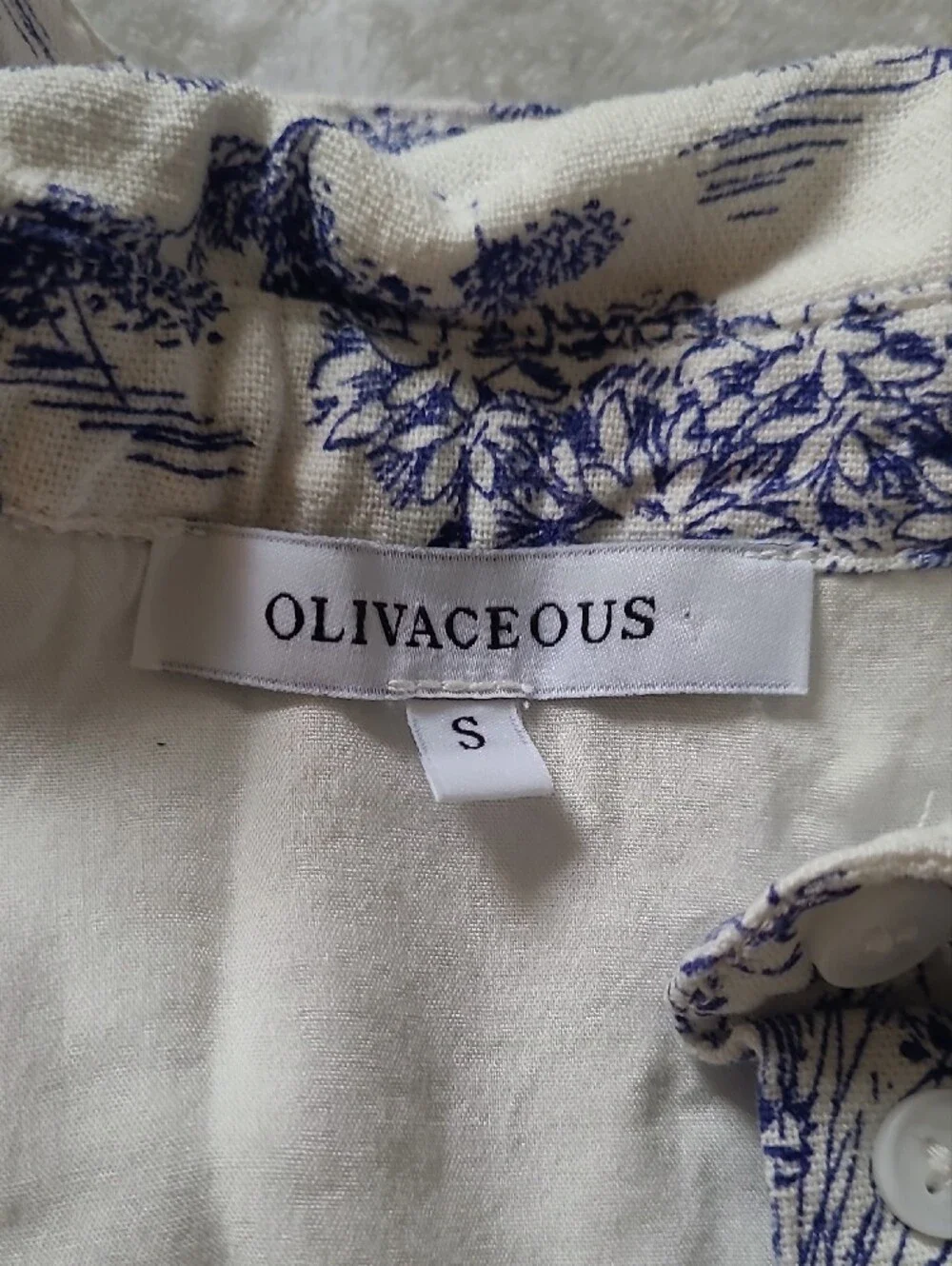Olivaceous White and Blue Floral Collared Mini Dress